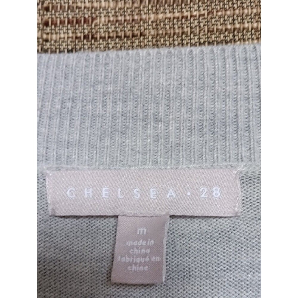 Chelsea28 Light Gray Ribbed Knit Top - Picture 2 of 4